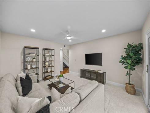 13  Carson  , Irvine, CA