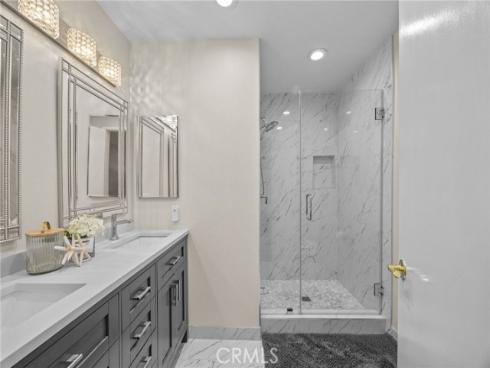 13  Carson  , Irvine, CA