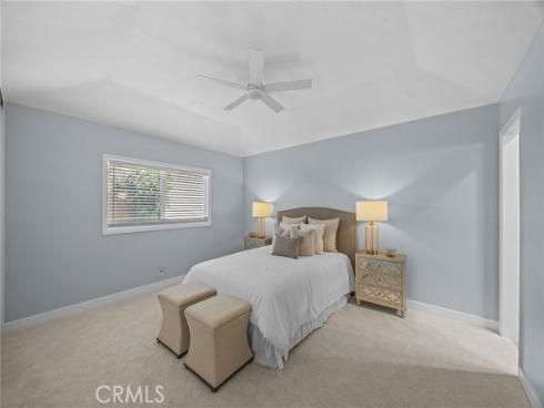 11  De Forest  , Irvine, CA