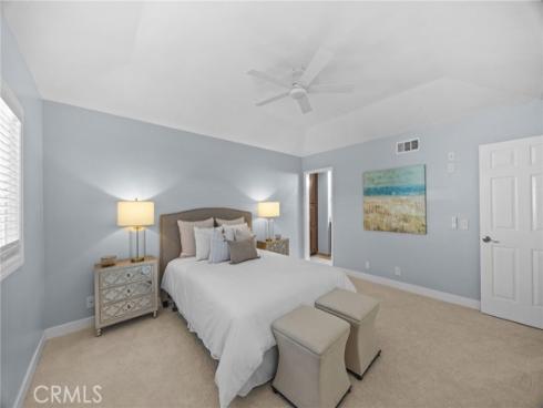 11  De Forest  , Irvine, CA