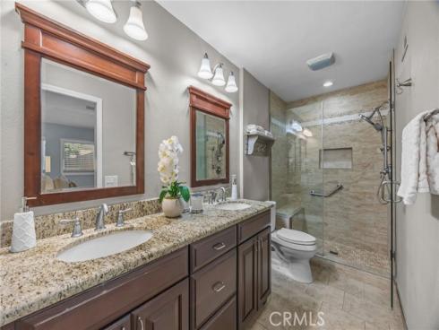 11  De Forest  , Irvine, CA