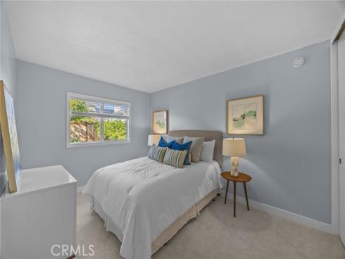 11  De Forest  , Irvine, CA