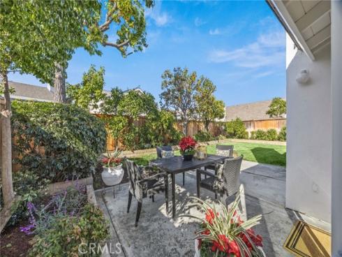 11  De Forest  , Irvine, CA