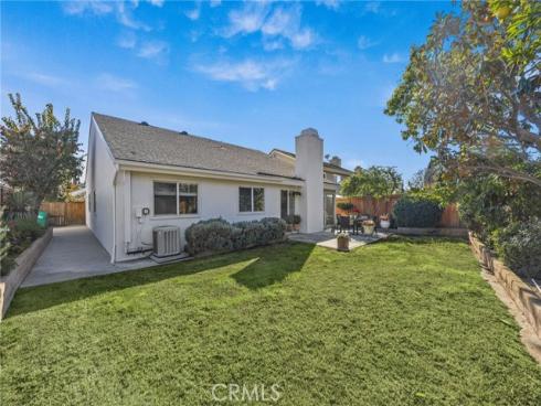 11  De Forest  , Irvine, CA