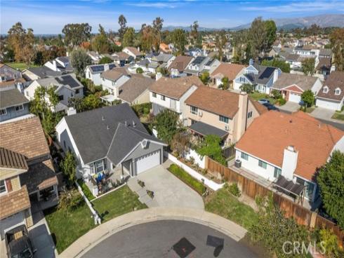 11  De Forest  , Irvine, CA