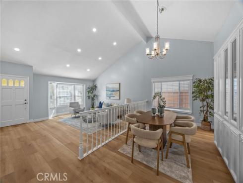 11  De Forest  , Irvine, CA