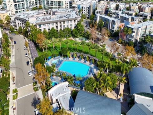 543  Rockefeller  , Irvine, CA