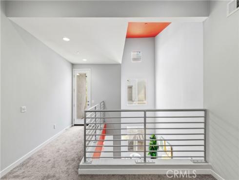 543  Rockefeller  , Irvine, CA