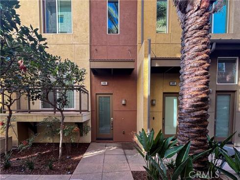 543  Rockefeller  , Irvine, CA