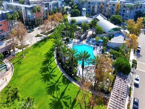 543  Rockefeller  , Irvine, CA