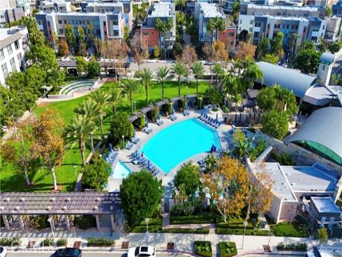 543  Rockefeller  , Irvine, CA