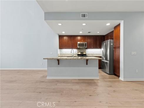 543  Rockefeller  , Irvine, CA