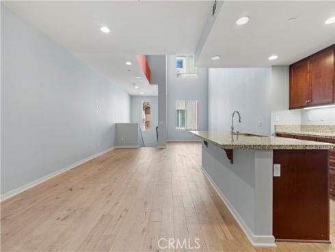 543  Rockefeller  , Irvine, CA