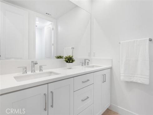 408  Treble  , Irvine, CA