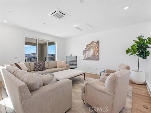 408  Treble  , Irvine, CA