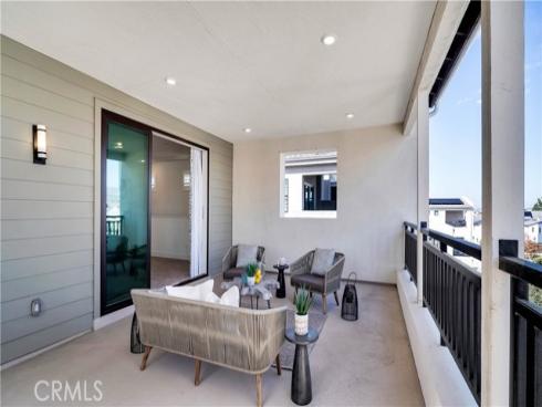 138 Yugen , Irvine, CA