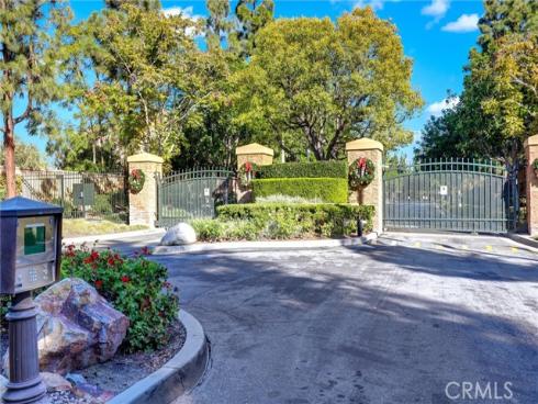 27 Ohio , Irvine, CA