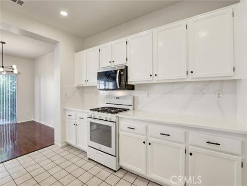 27 Ohio , Irvine, CA