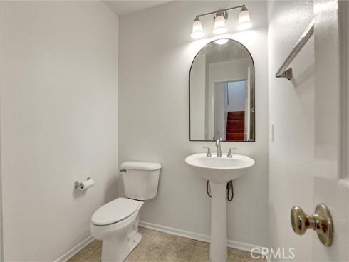 27 Ohio , Irvine, CA