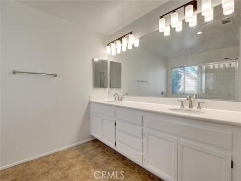 27 Ohio , Irvine, CA