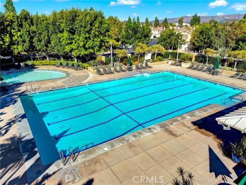 27  Ohio  , Irvine, CA