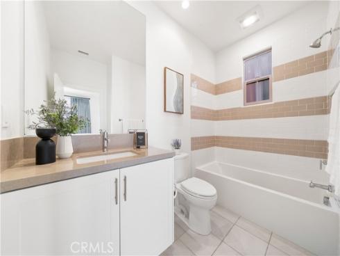 121  Tall Reed  , Irvine, CA