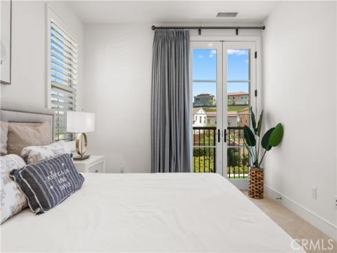 121  Tall Reed  , Irvine, CA