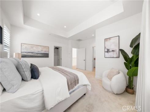 121  Tall Reed  , Irvine, CA