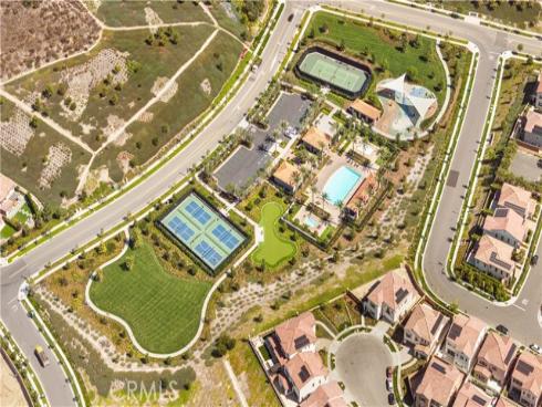 121  Tall Reed  , Irvine, CA