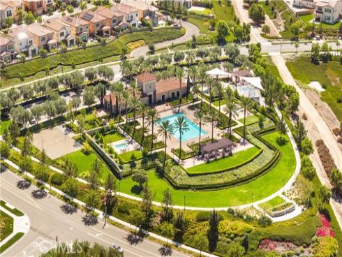 121  Tall Reed  , Irvine, CA