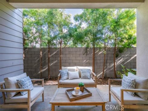 209 Paramount , Irvine, CA