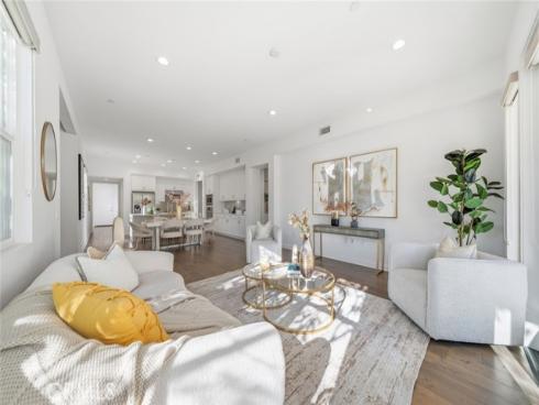 148  Follyhatch  , Irvine, CA