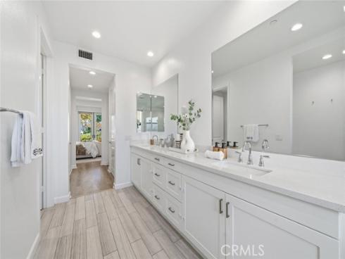 148  Follyhatch  , Irvine, CA