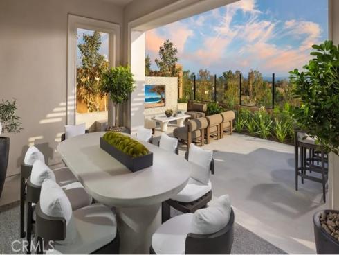 453  Treeline  , Irvine, CA