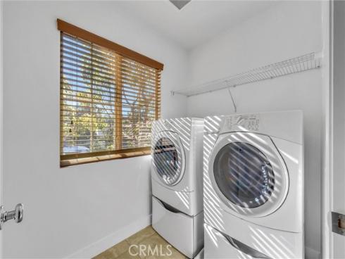 50  Hedge Bloom  , Irvine, CA