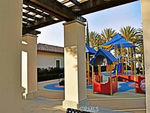 50  Hedge Bloom  , Irvine, CA