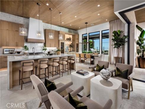 564 Peninsula , Irvine, CA