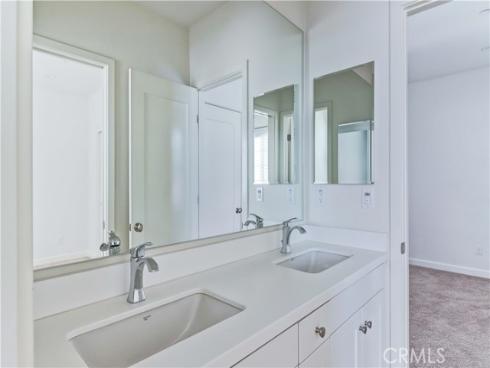 158  Falcon  , Irvine, CA