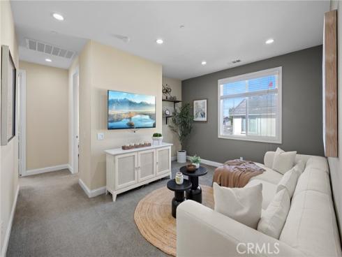 177  Compass  , Irvine, CA