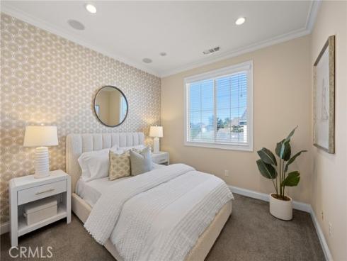 177  Compass  , Irvine, CA