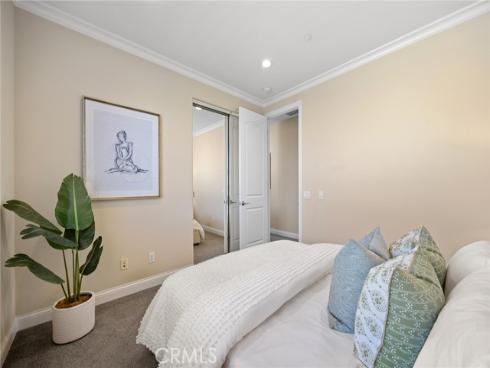 177  Compass  , Irvine, CA