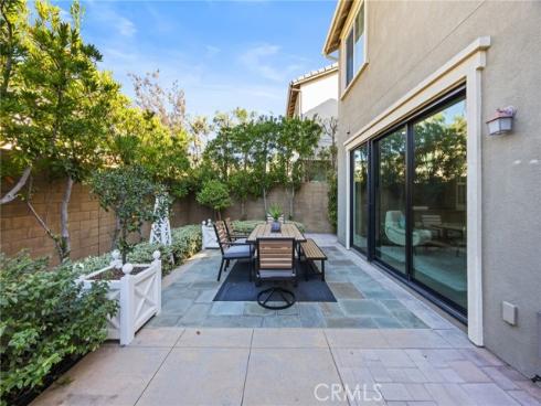 177  Compass  , Irvine, CA