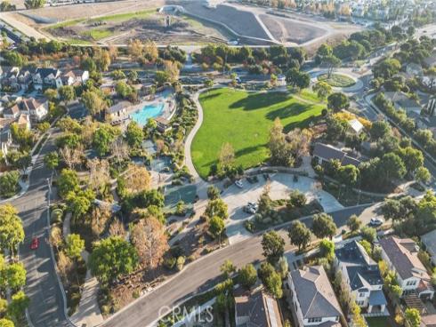 177  Compass  , Irvine, CA