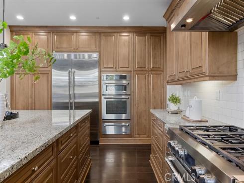 177  Compass  , Irvine, CA