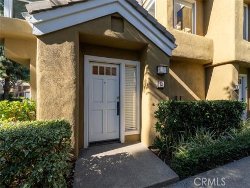 93  Lehigh Aisle  , Irvine, CA