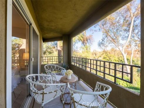 93  Lehigh Aisle  , Irvine, CA