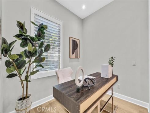 61  Acorn Glen  , Irvine, CA