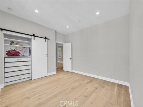 61  Acorn Glen  , Irvine, CA