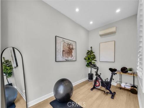 61  Acorn Glen  , Irvine, CA