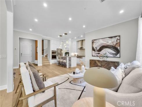 61  Acorn Glen  , Irvine, CA